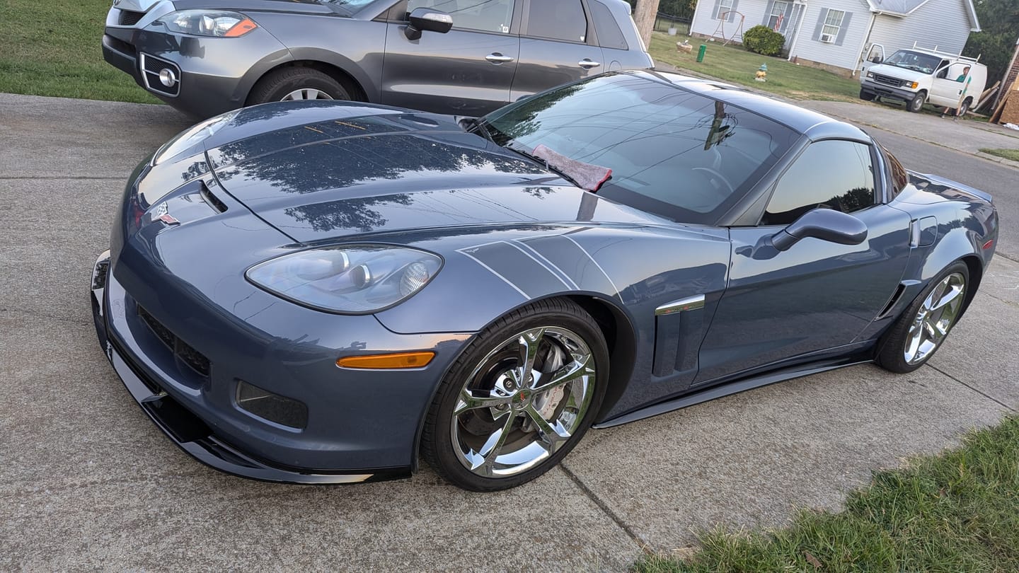Customer photo review of Corvette C6 Grand Sport / Z06 Front Splitter Lip & Side Skirts Rocker Panels