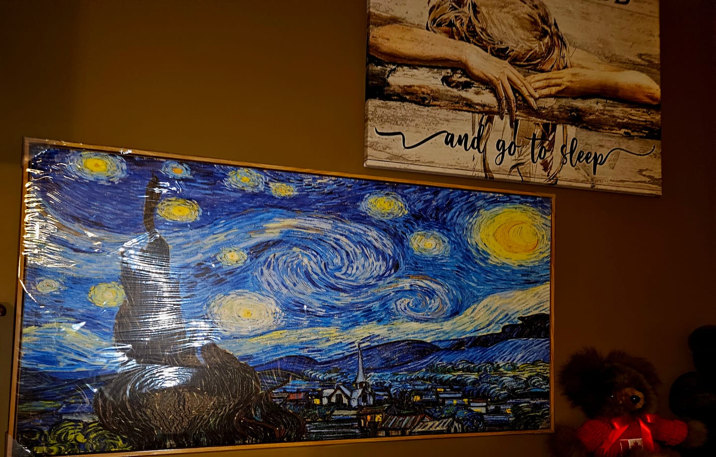 Customer photo review of Famous Paintings "The Starry Night" Inspired Moissanite Engagement Ring