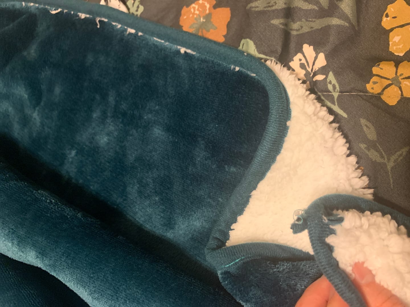 Customer photo review of Waterproof Splash blanket™️ - Emerald Green The OG