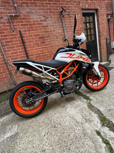 Customer photo review of KTM Duke 125/200/390