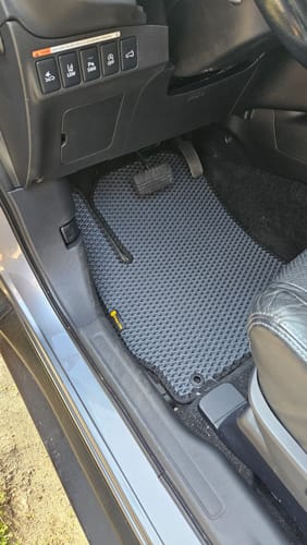 Customer photo review of Dywaniki samochodowe na zamówienie - Przód i tył