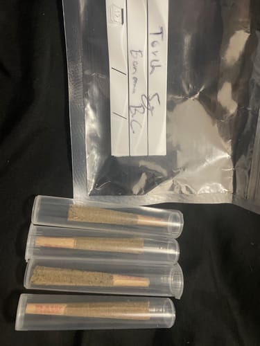 Customer photo review of DURBAN POISON D8 PRE-ROLL SMOKEABLE