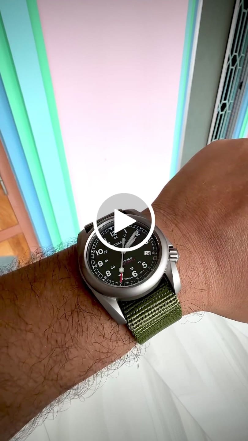 Customer video review of VOYAGER - 100M Waterproof Titanium Automatic Field Watch | Black/ArmyGreen
