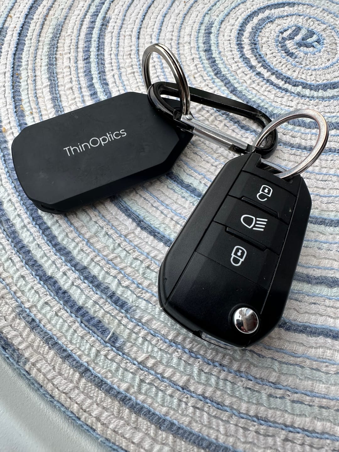 Customer photo review of 2-Pack Readers + Black Keychain Case