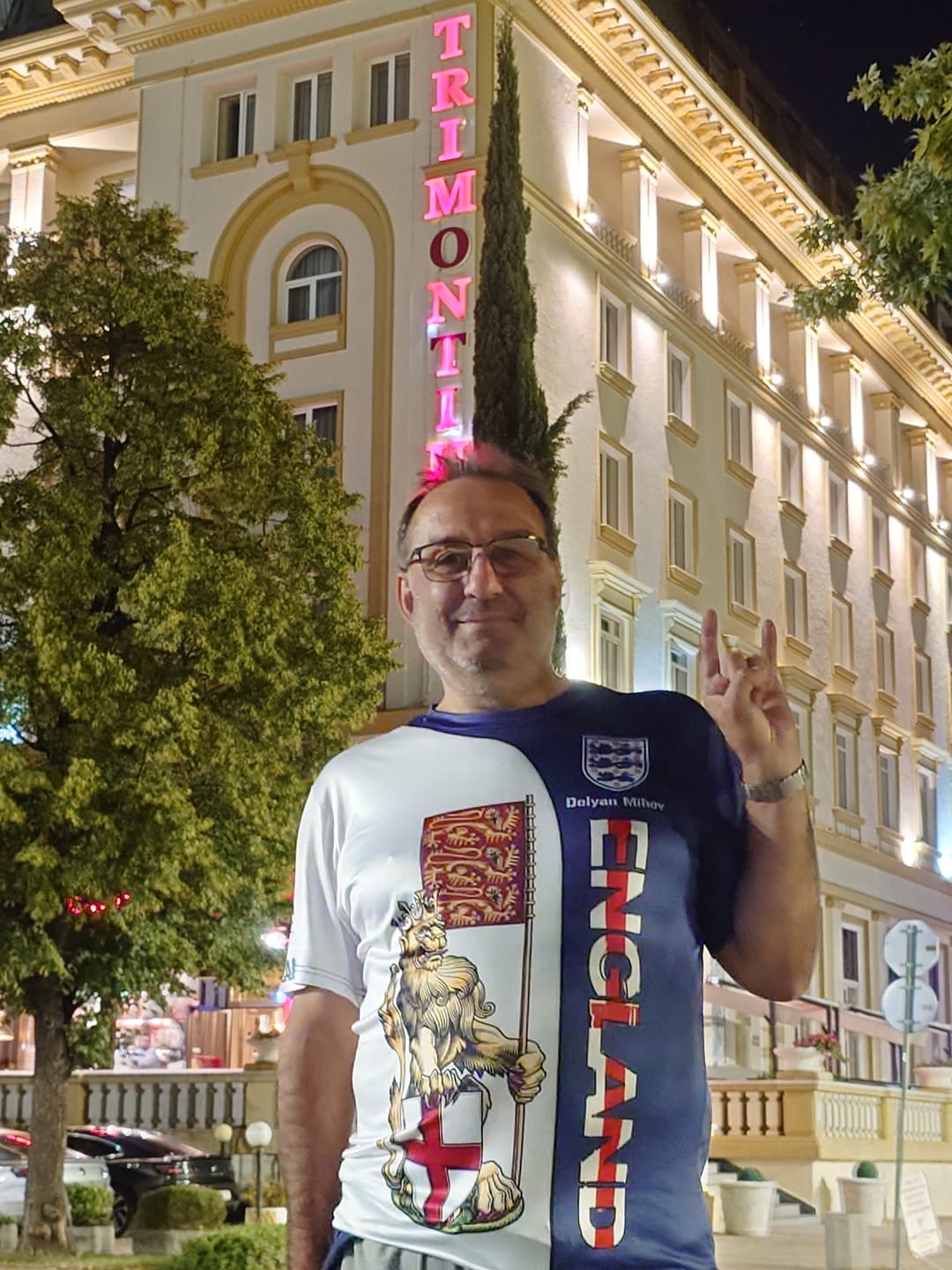 Customer photo review of Unisex Shirt - Custom England Football Name T-Shirt, England Three Lion