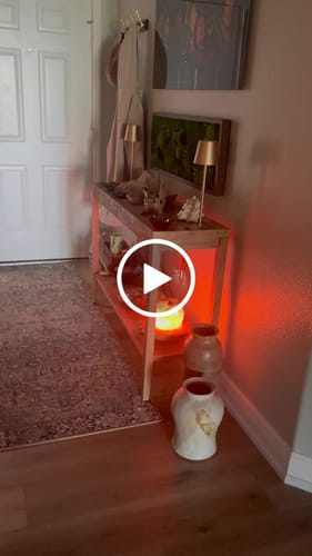 Customer video review of Fire Bowl Himalayan Salt Lamp