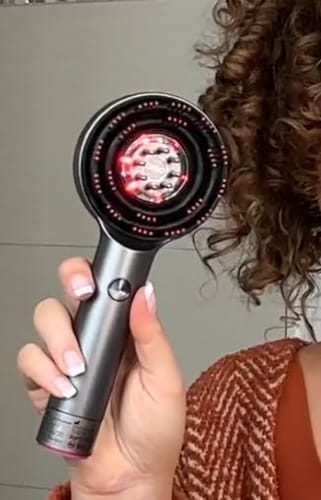 Customer photo review of Glowera™ 3 in 1 Red Light Scalp Massager