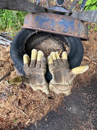 Customer photo review of Glove Repair