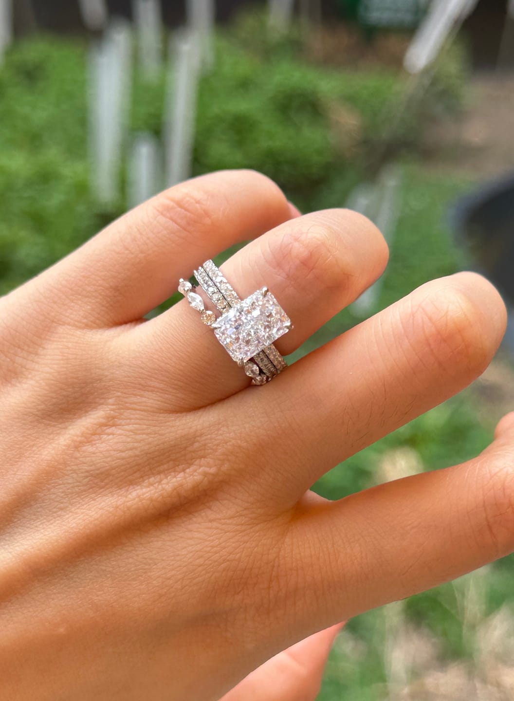 Customer photo review of S925 3.5Ct Radiant Cut 3PC Wedding Ring Set Stackable Rings For Everyday Wear