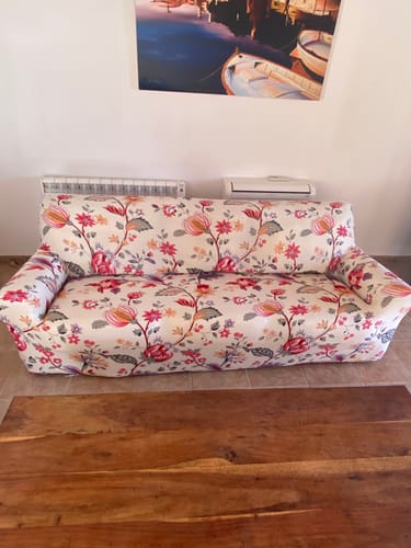 Customer photo review of Rote Blume - Sofabezüge für klassische und Ecksofas - Das Haus der Überzüge