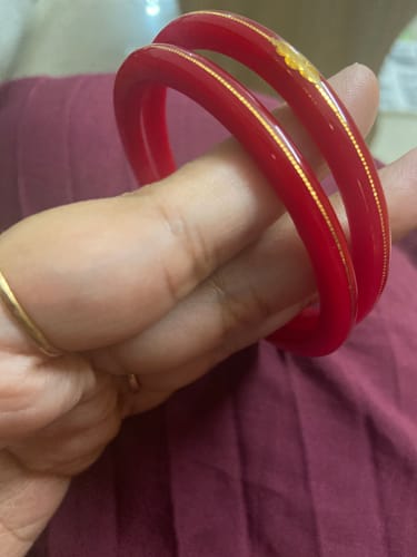 Customer photo review of Red - Divya Shringar Bangles (916 22k)