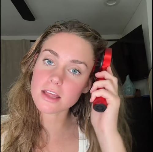 Customer photo review of Glowera™ 3 in 1 Red Light Scalp Massager