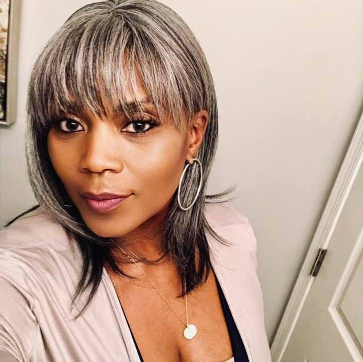 Customer photo review of Luvwin Salt And Pepper Full Machine Made Bang Wig With Small Lace