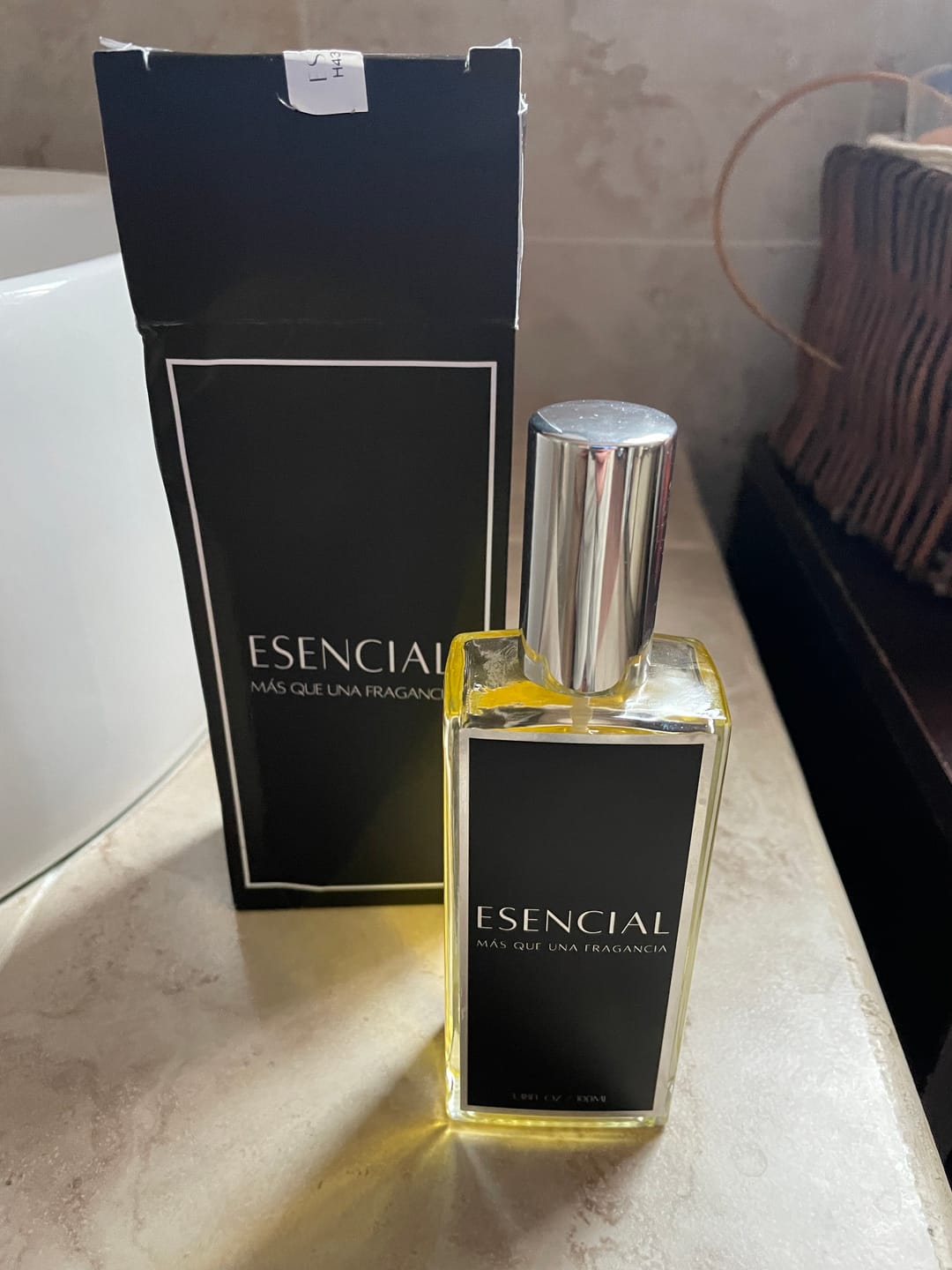 Customer photo review of H433 Inspirado en: Purpose - Amouage