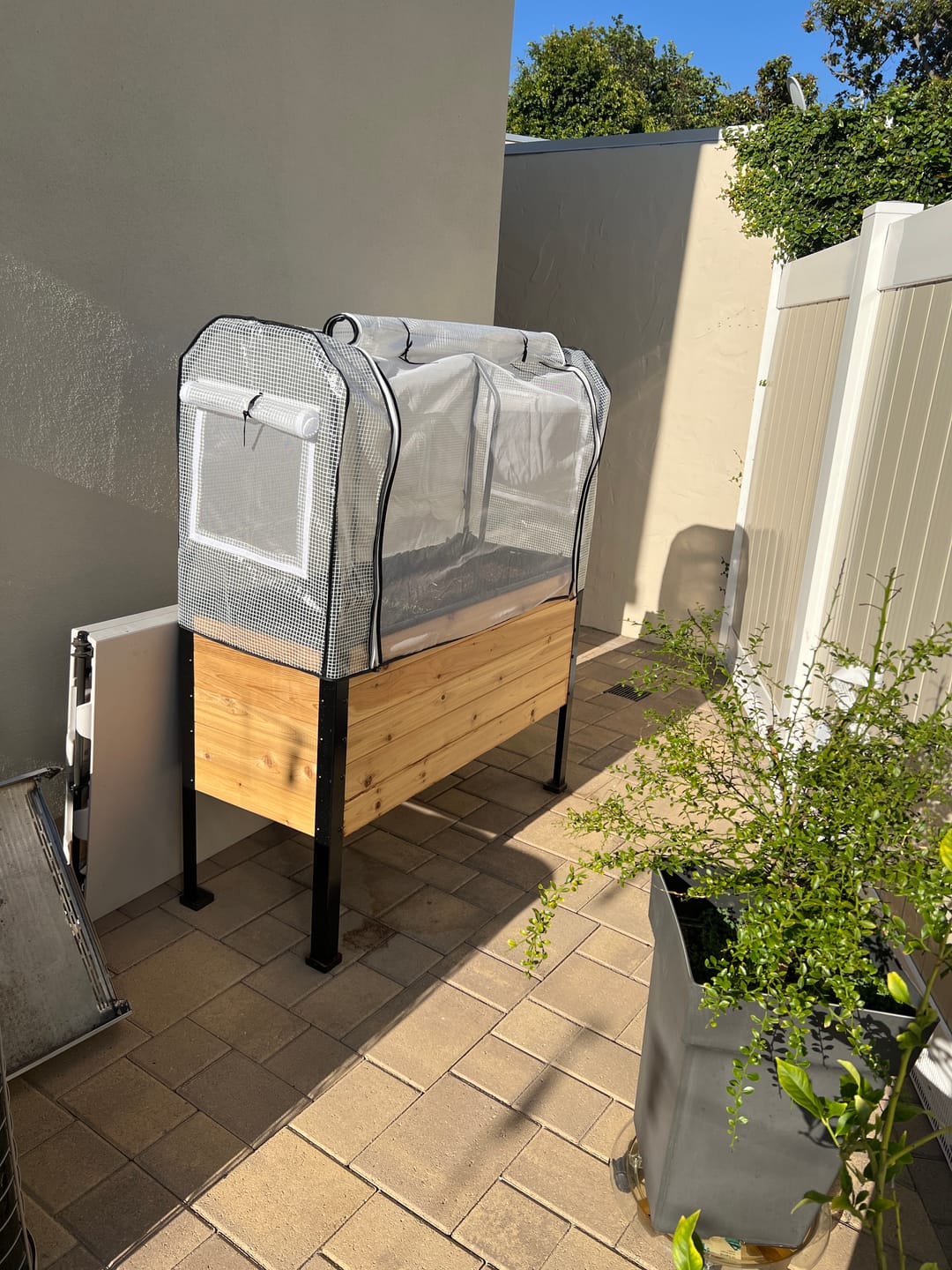 Customer photo review of Raised Garden Bed - 46cm x 122cm x 76cm