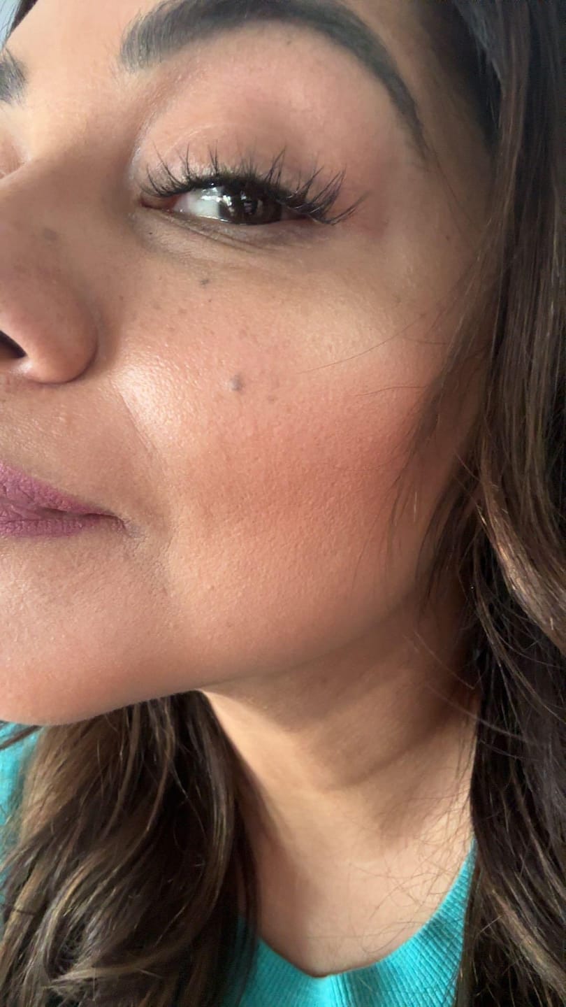 Customer photo review of LuxeBold Lash Single Length