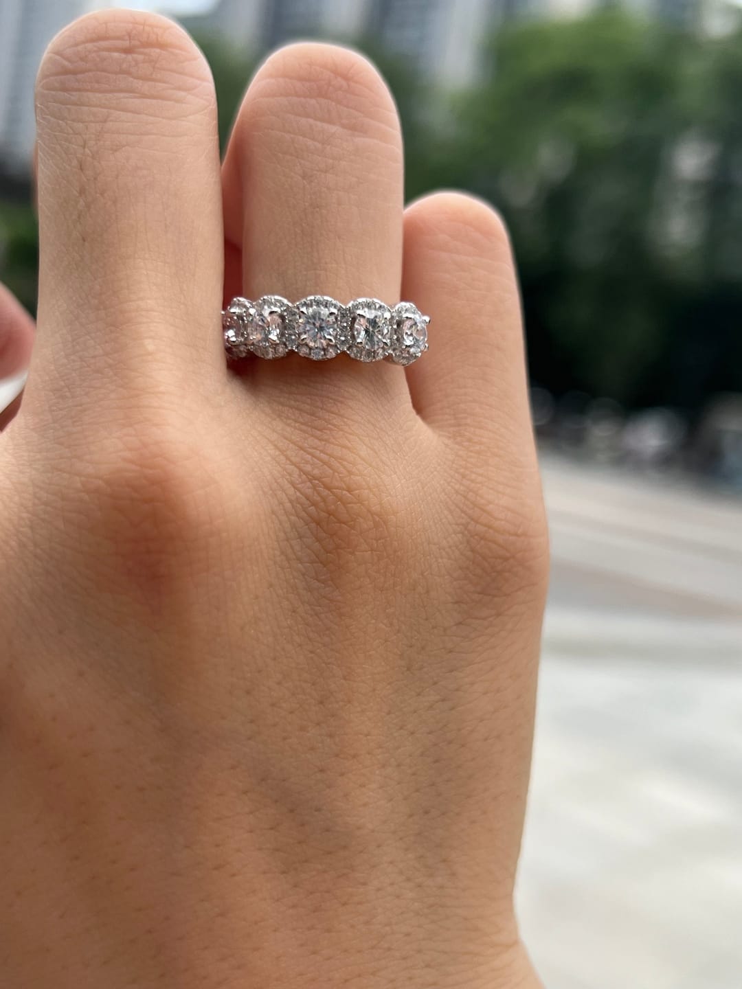 Customer photo review of S925 Round Cut 1.5 Ct Fashion Halo Five Stone Anniversary Ring In Sterling Silver
