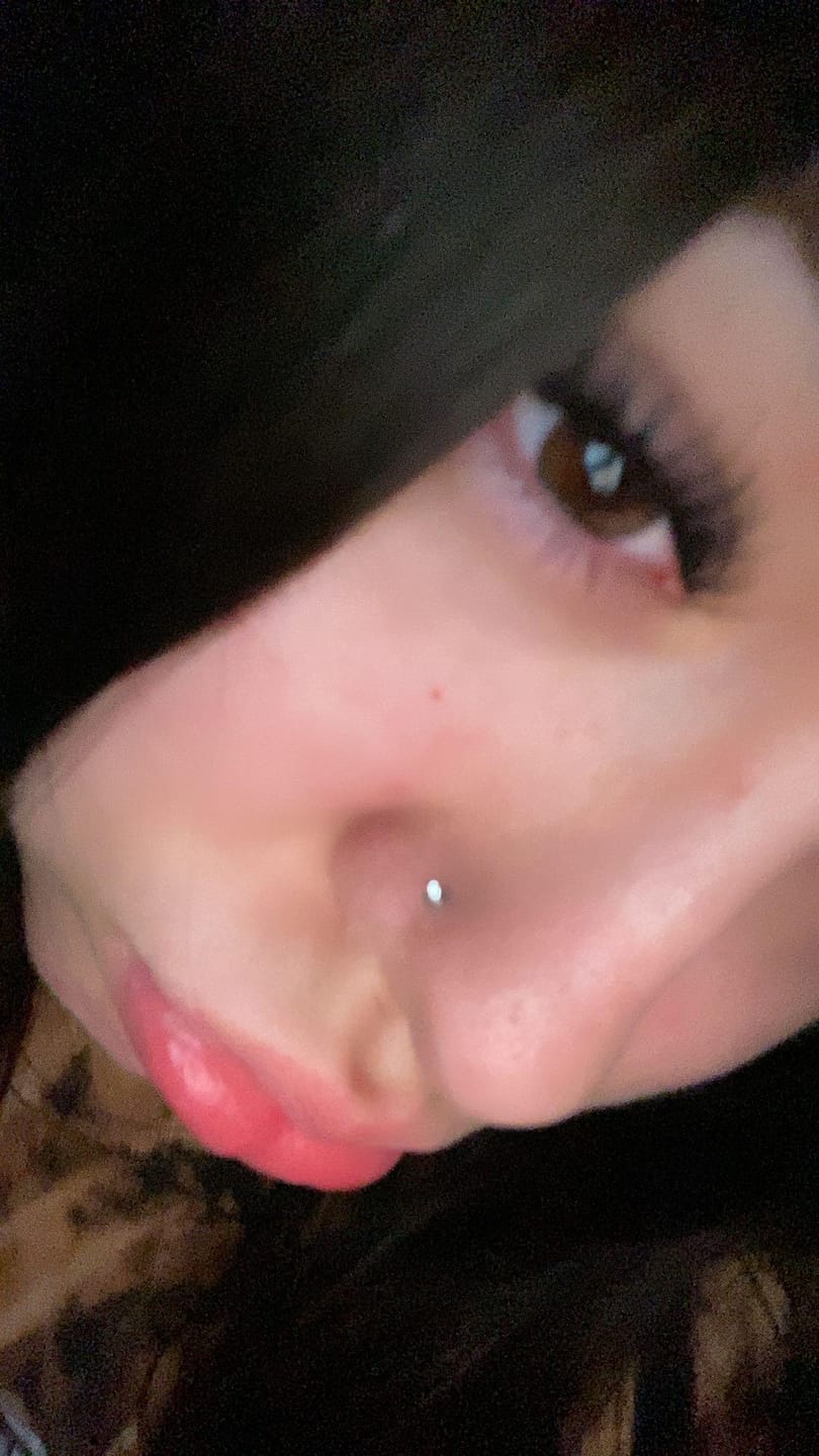 Customer photo review of LuxeBold Lash Single Length