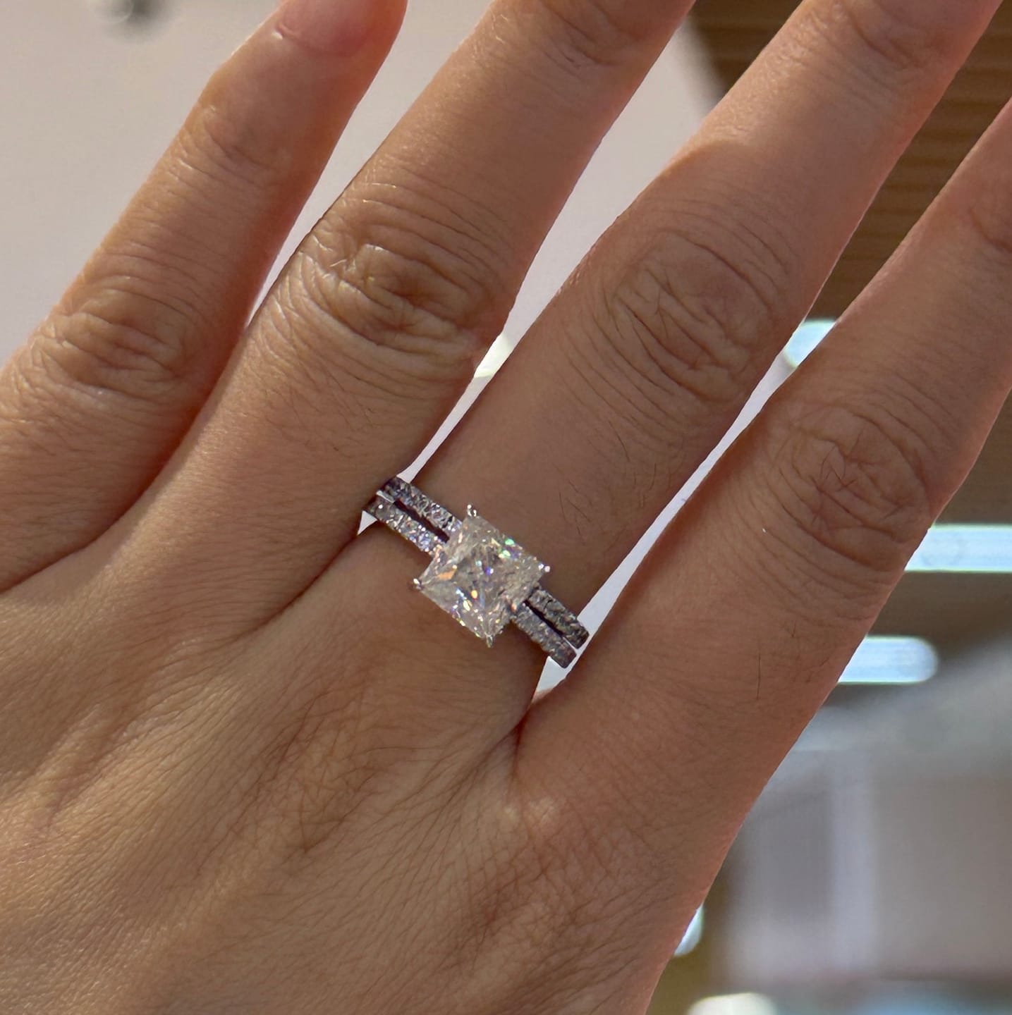 Customer photo review of S925 Moissanite 2.0 Carat Square Princess Cut Wedding Ring Set For Daily Occassions
