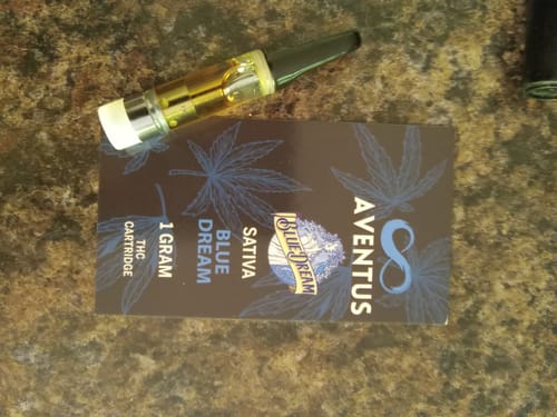 Customer photo review of THC BLUE DREAM SATIVA Full Spectrum 510 Thread Vape Cartridge 1000mg 1 gram