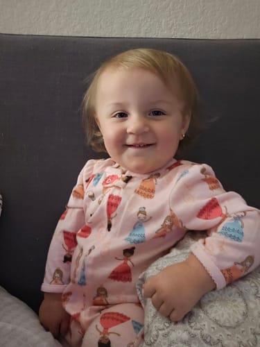 Customer photo review of To My Beautiful Granddaughter - Straighten Your Crown - Acrylic Plaque