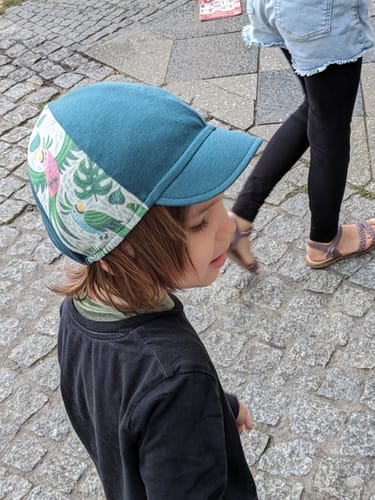 Customer photo review of Upcycling Merino Schirmmütze Blau