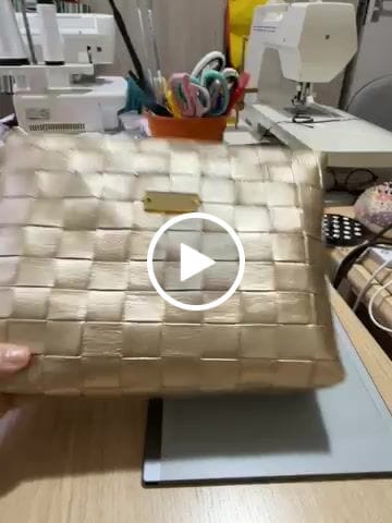 Customer video review of BOTTEGA LUXO 1.5 FUNDO MANTA COR OURO