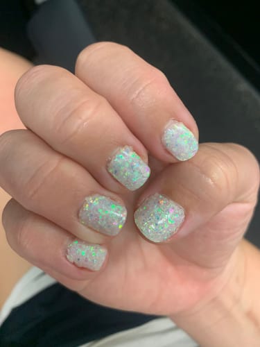 Customer photo review of D1024 Whitewater White Glow Dip Powder