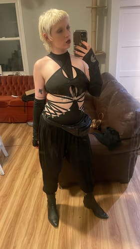 Customer photo review of [Eye Of Moon] NEV Sexy Suspender Removable Bodysuit