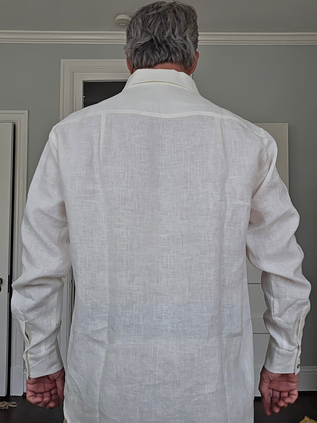 Customer photo review of Classic Wide Shoulder Linen Men's Shirt