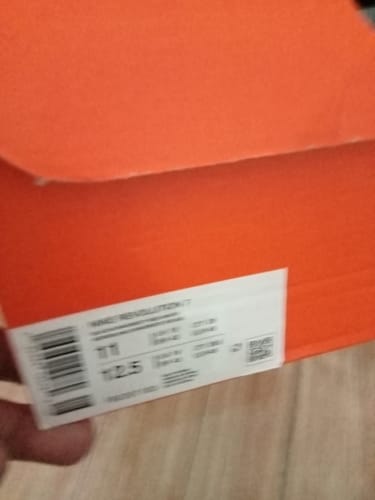 Customer photo review of Nike Men's Revolution 7 Road Running Shoes