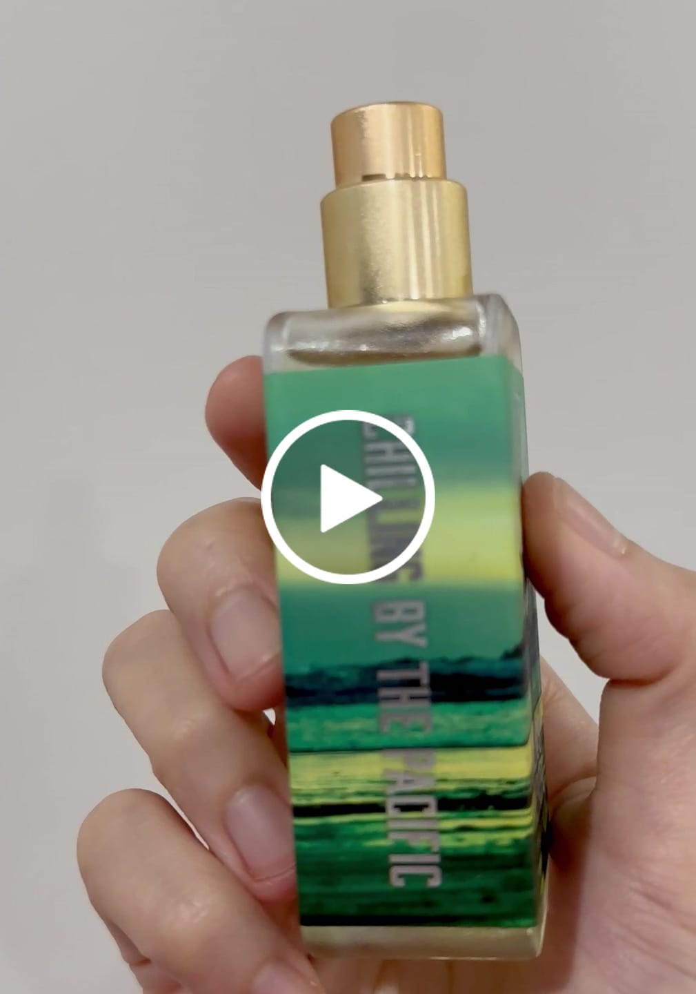 Customer video review of Chilling By The Pacific