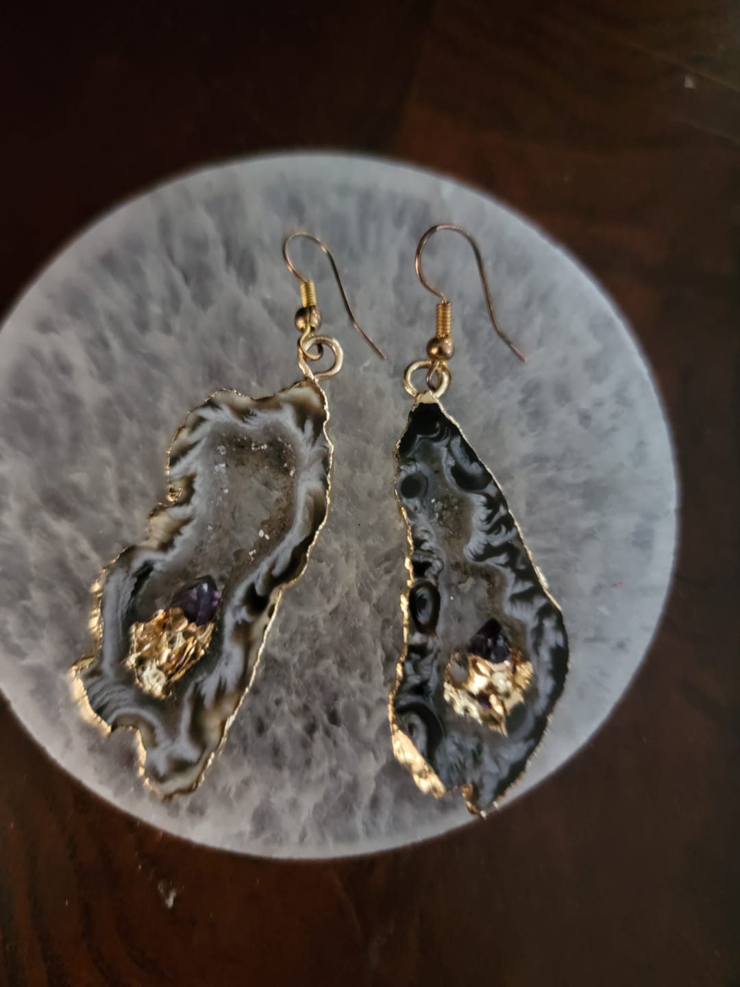 Customer photo review of Aura Mood Changing Necklace