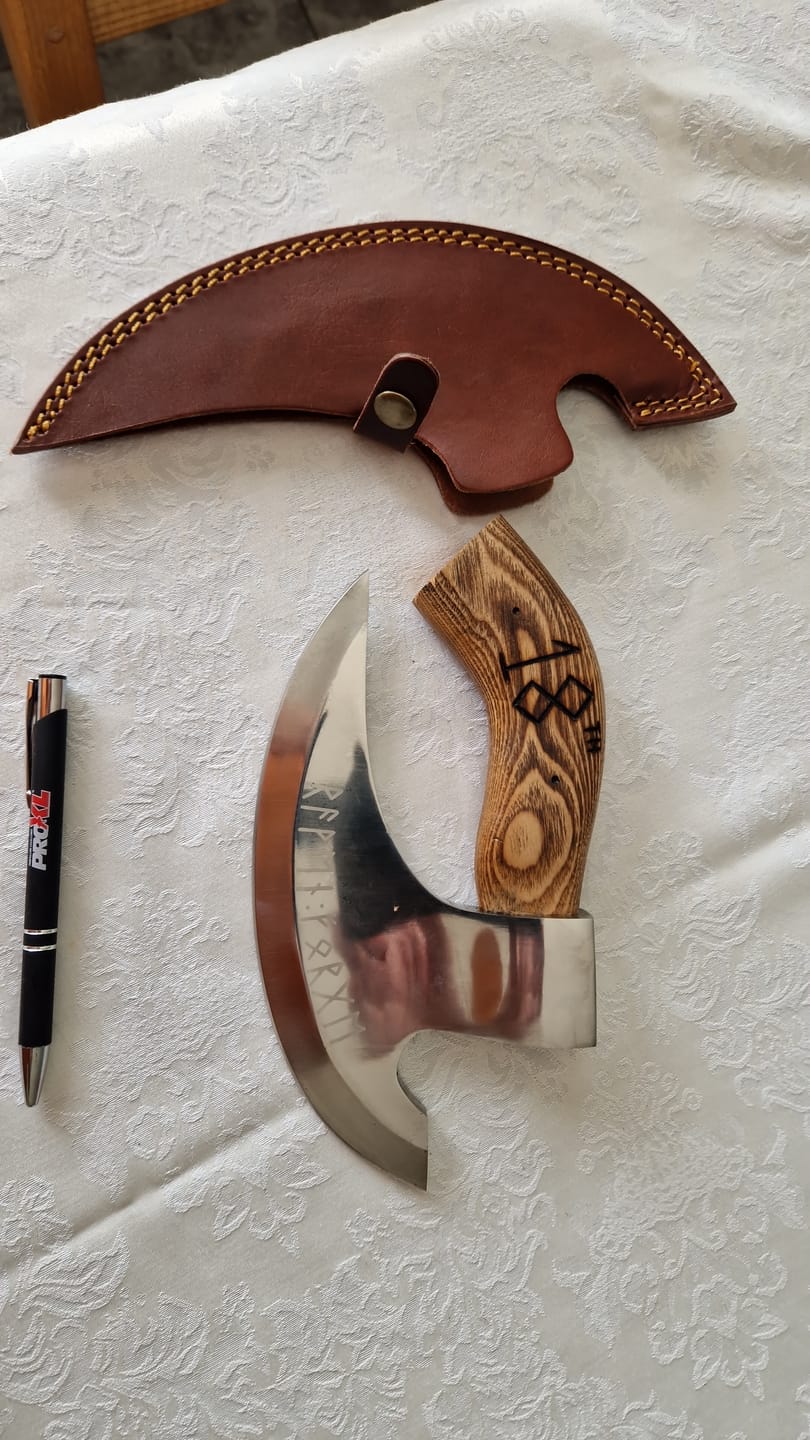 Customer photo review of The Original Pizza Axe