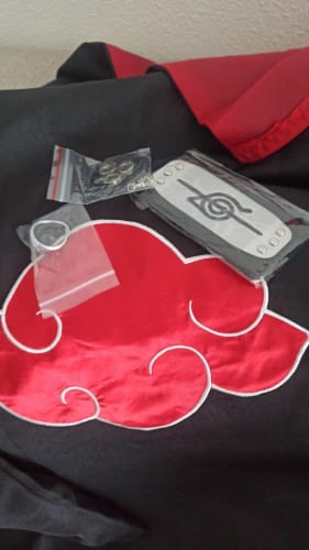 Customer photo review of Naruto Akatsuki Cloak