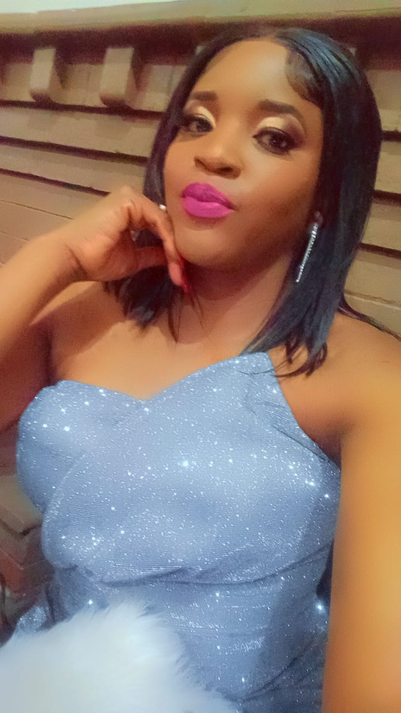 Customer photo review of Brazilian 4x4 Lace Wig - Straight