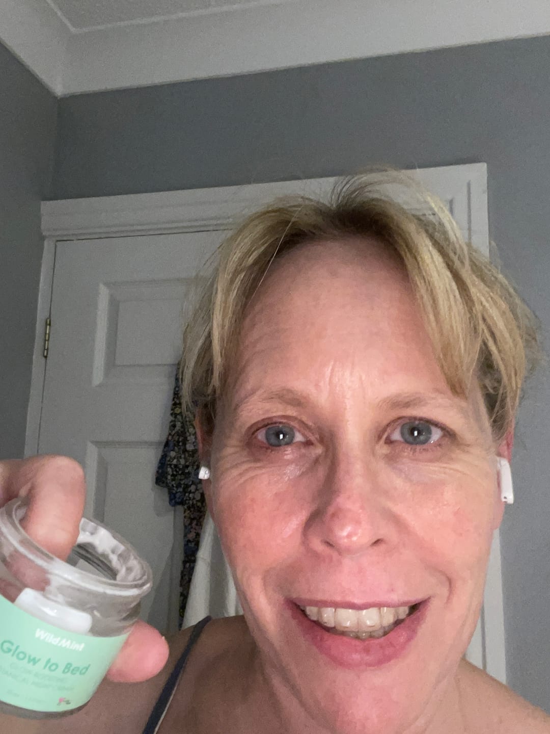 Customer photo review of Glow to Bed