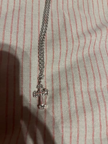 Customer photo review of KAMI STYLE CROSS DOUBLE CHAIN NECKLACE