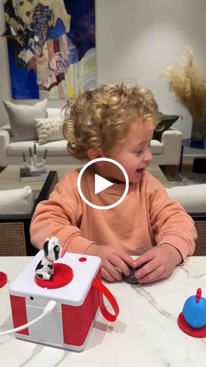 Customer video review of Cuentacuentos Starter Set Blanco Ele el Elefante