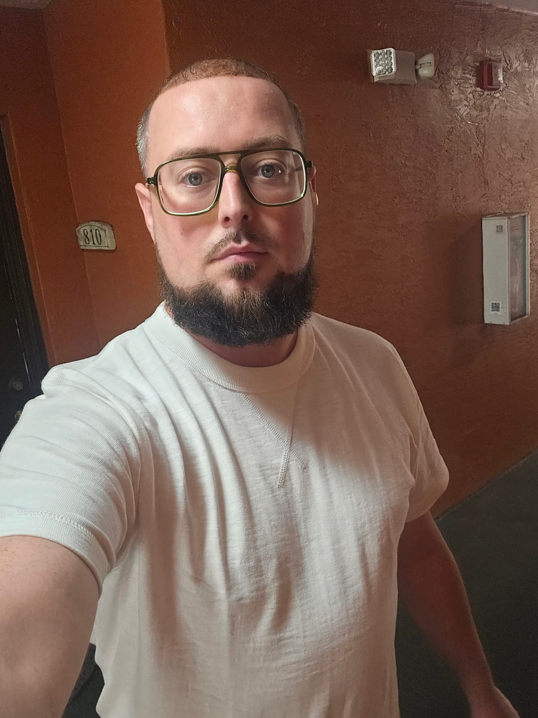 Customer photo review of 10.5 oz Cotton Tubular Gusset T-Shirt - Indigo