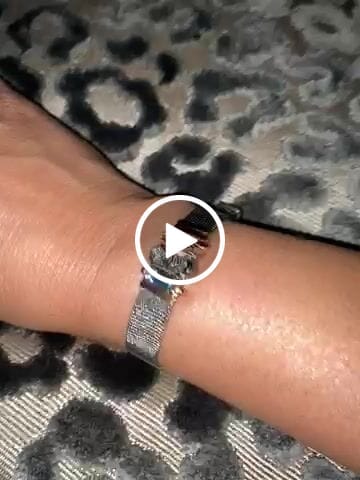 Customer video review of Mesh bracelet silver/rosé gold