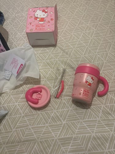Customer photo review of Bubble Sanrio Drinking Bottles