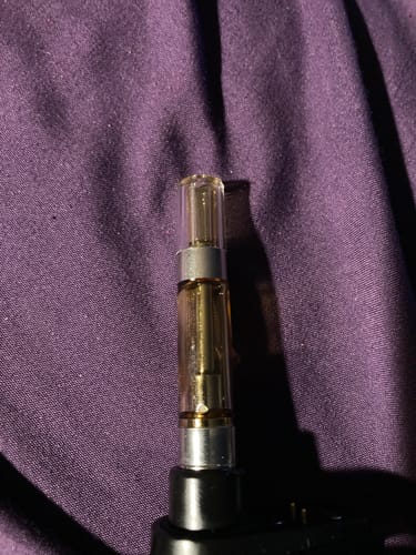 Customer photo review of Blue Dream Sativa 510 Thread THC Blend Cartridge 1g