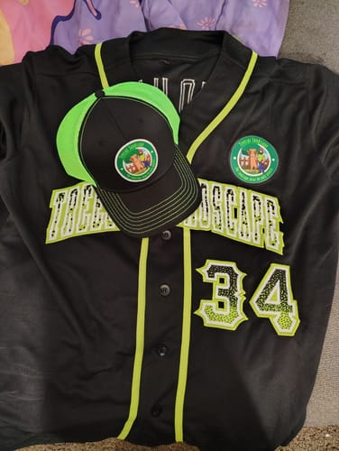 Customer photo review of [6 Pack] Embroidered Trucker Hats