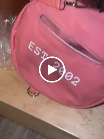 Customer video review of Bournestar Duffle / Bookbag [Pink]