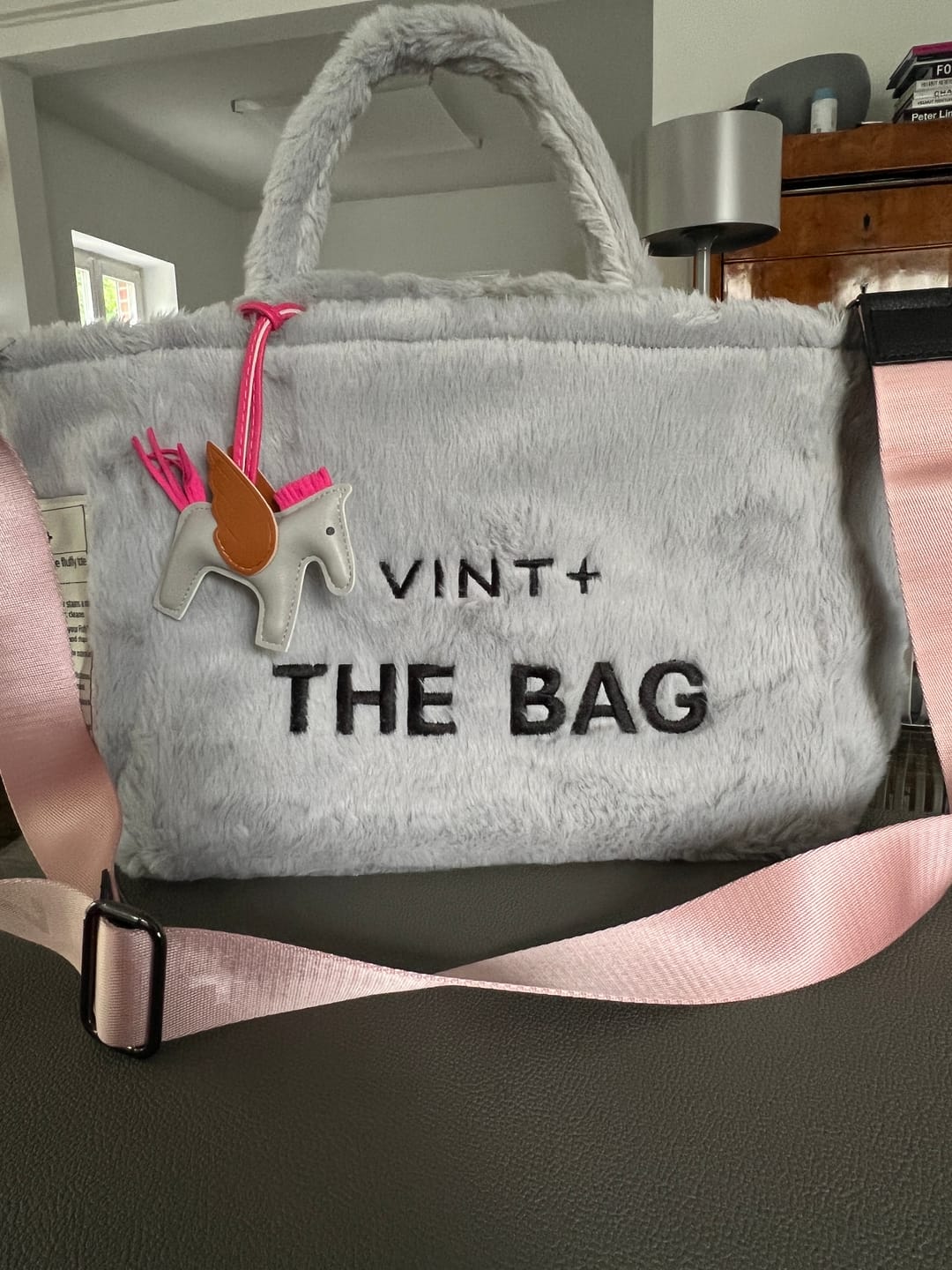 Customer photo review of FLUFFY BAG - GRAU