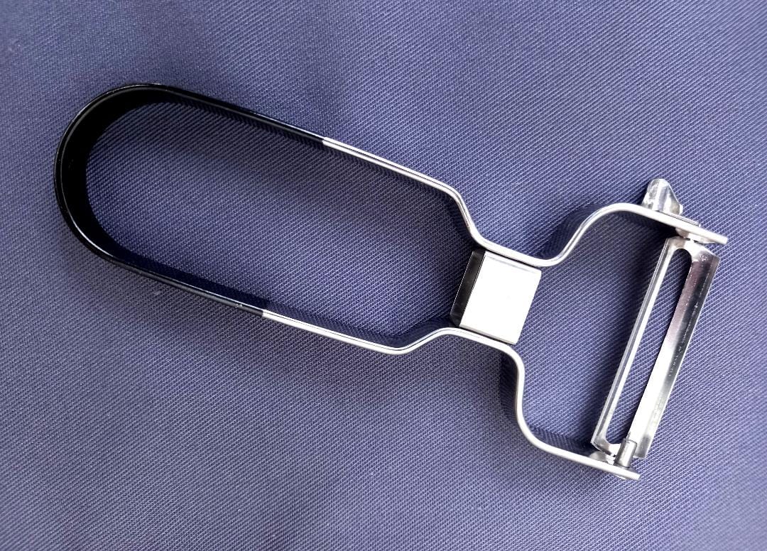 Customer photo review of SkinOff Speed Peeler with replacement blades