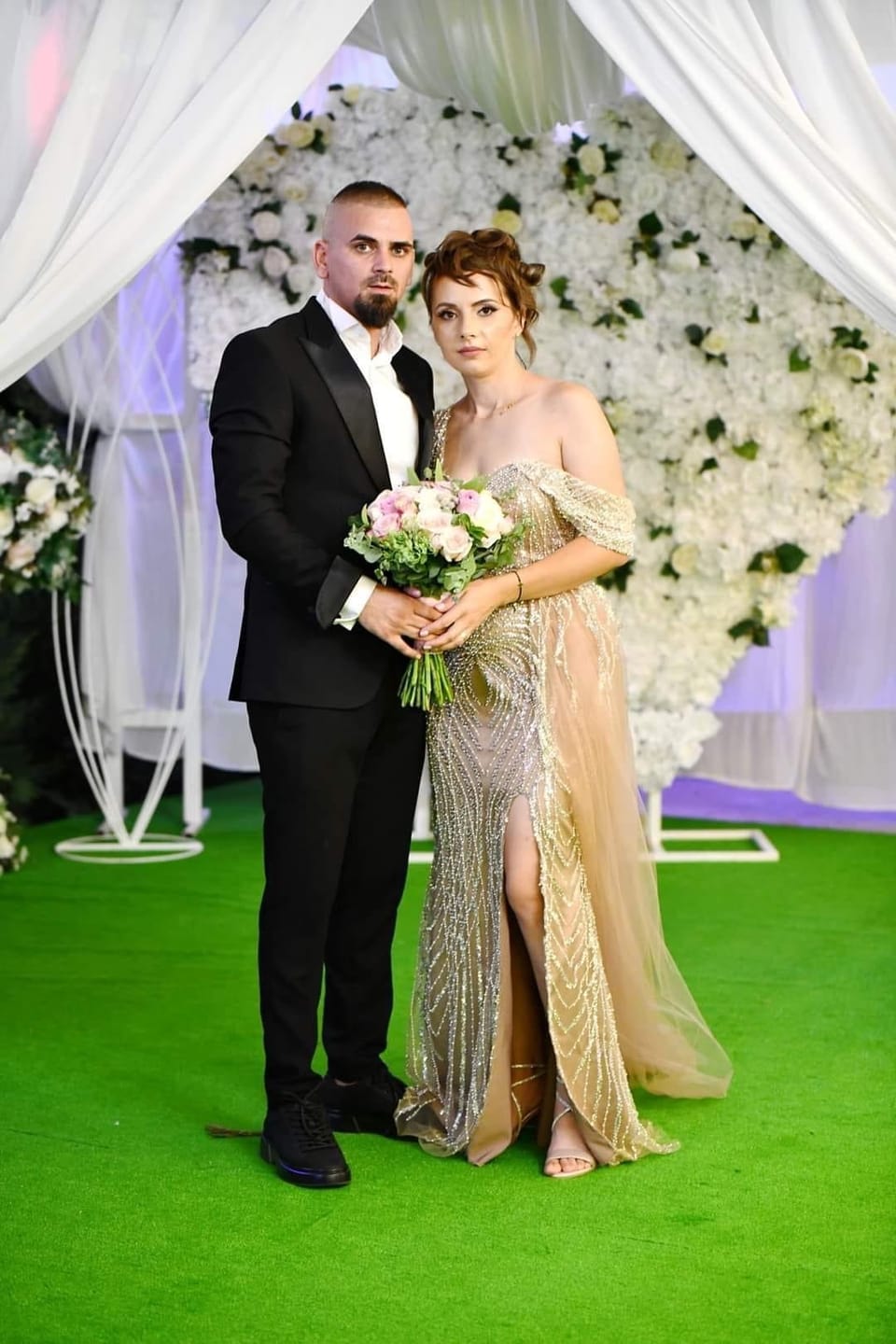 Customer photo review of Dantela Couture Argintie cu Tulle Nude cu Panou, cu Perle, Margele si Paiete