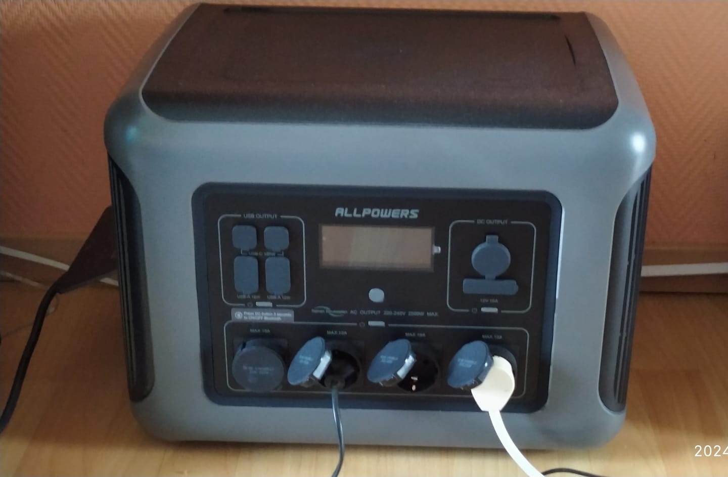 Customer photo review of ALLPOWERS R2500 Station électrique portable 2500W 2016Wh
