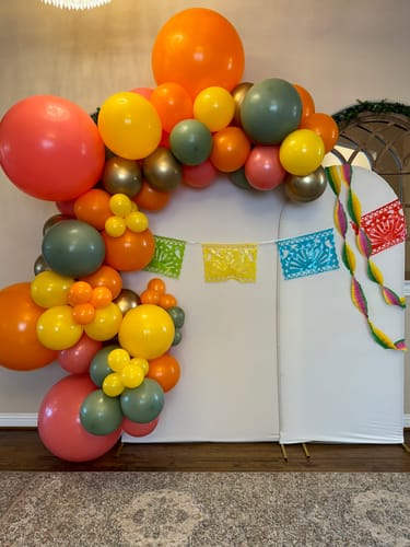 Customer photo review of Custom Balloon Garland Kit